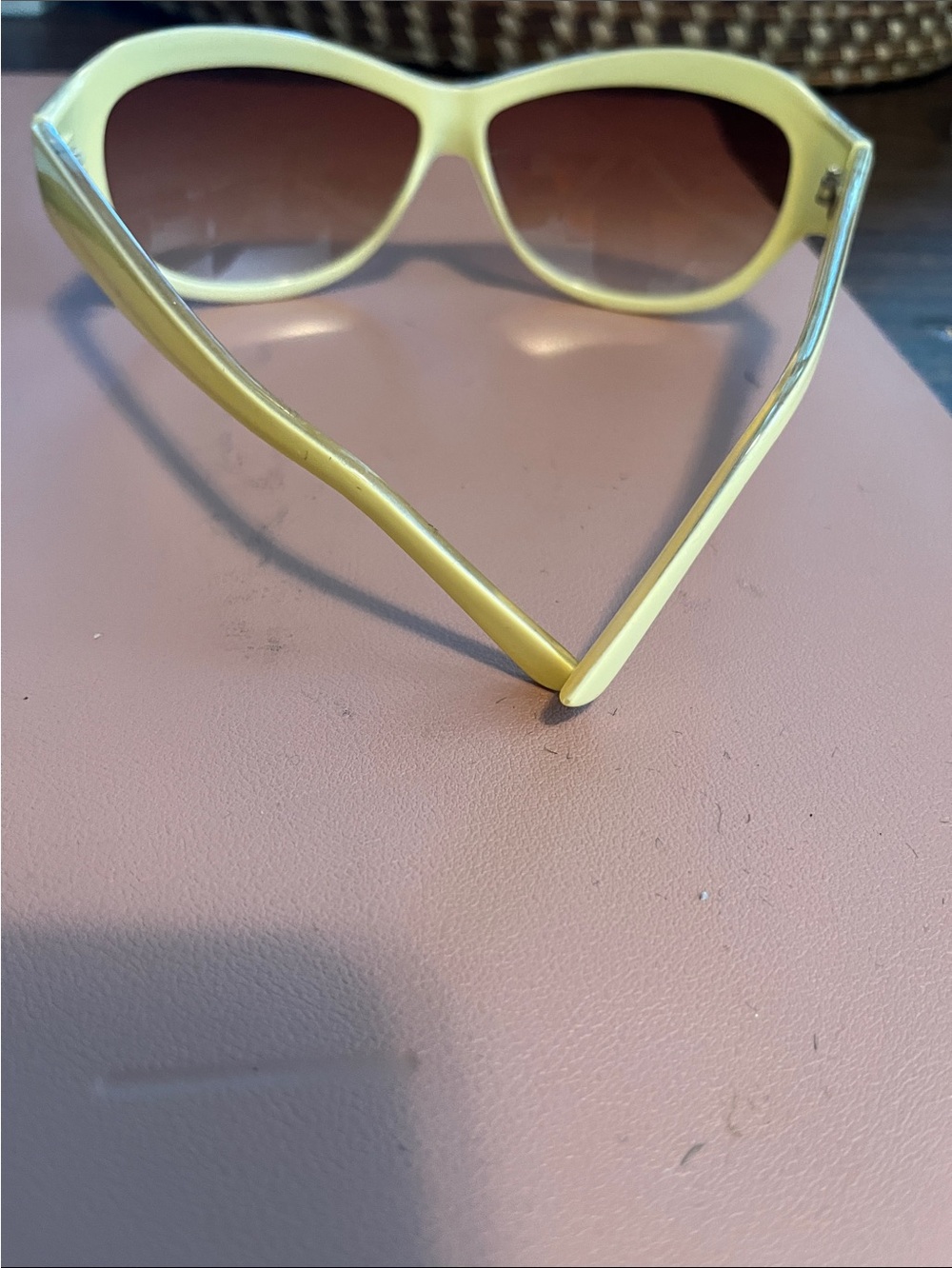 Yellow Cat-Eye Women's Sunglasses — Sleek Sun Protection